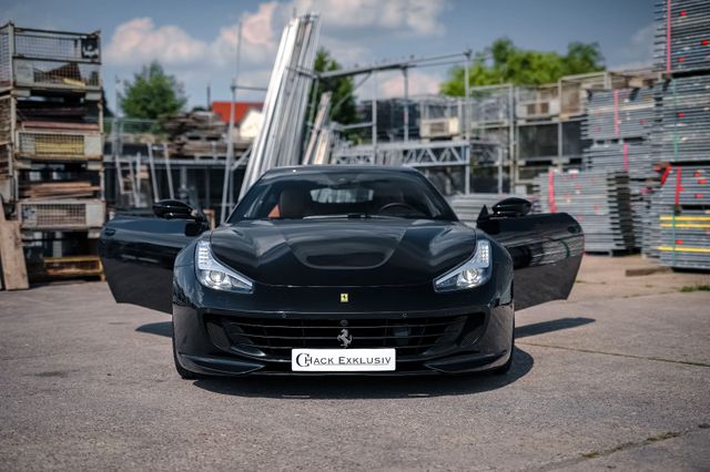 Ferrari GTC4 Lusso T Ferrari New Power- Garantie