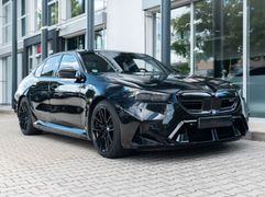 BMW M5 Limousine/ DRIVING PROF. / COMFORT PAKET/ B&W BMW M5 Limousine/ DRIVING PROF. / COMFORT PAKET/ B&W