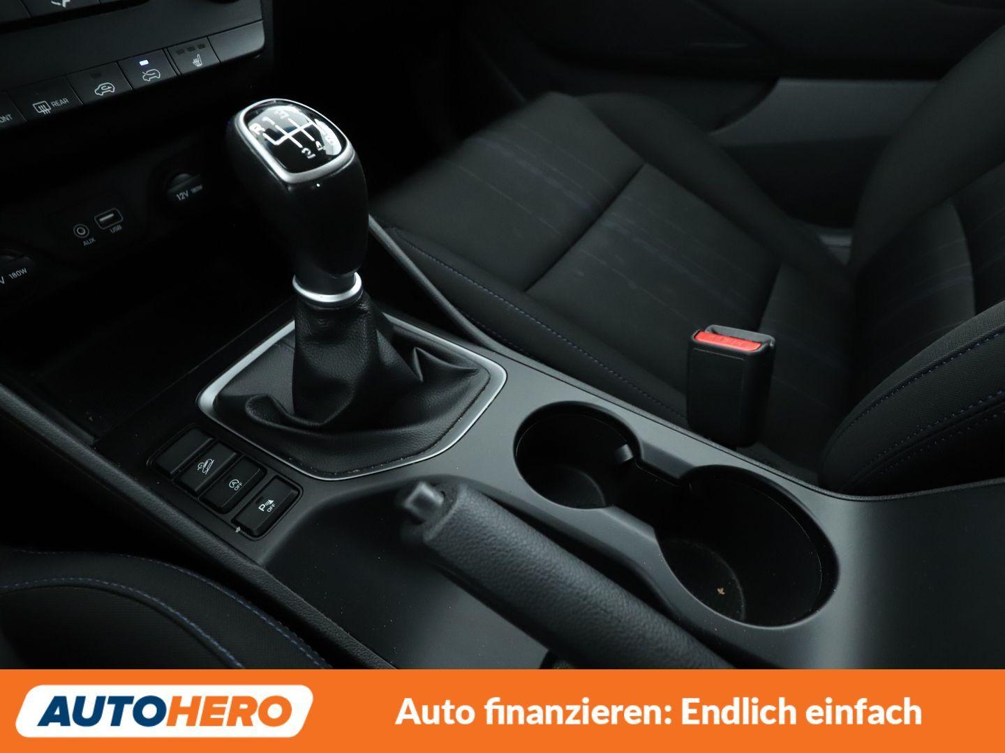 Hyundai Tucson 1.6 Classic blue 2WD *NAVI*TEMPO*CAM*PDC*