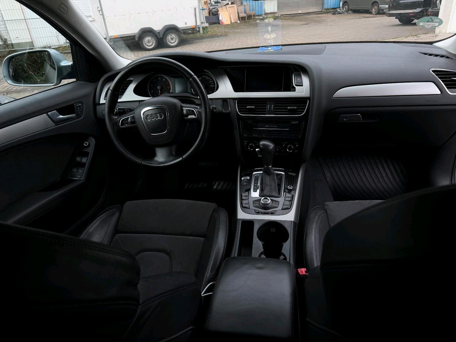 Audi A4 2009 — photo 7