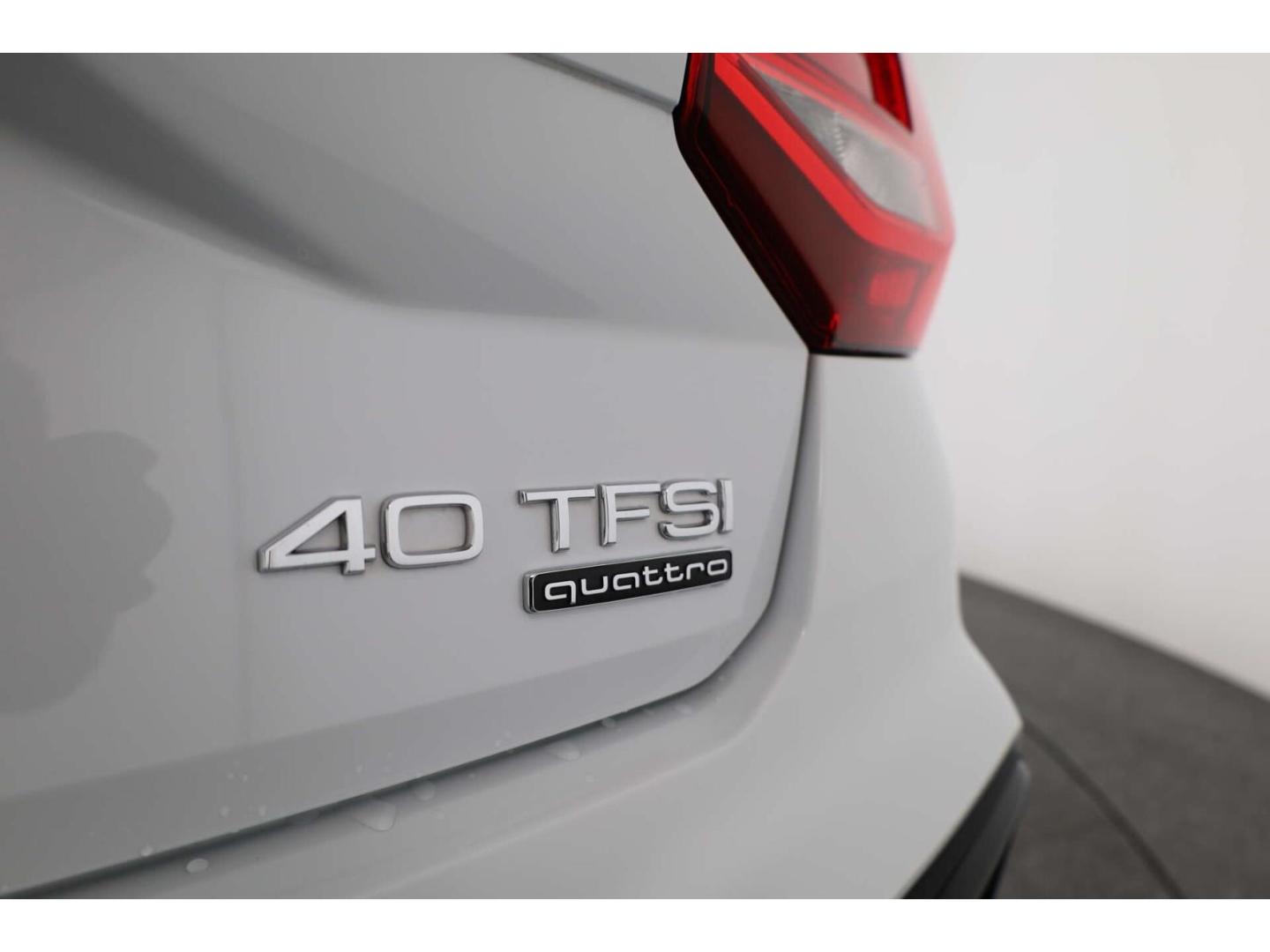 Audi Q2 40 TFSI quattro S line AHK/RFK/NAV/Leder/18'', миниатюра 24