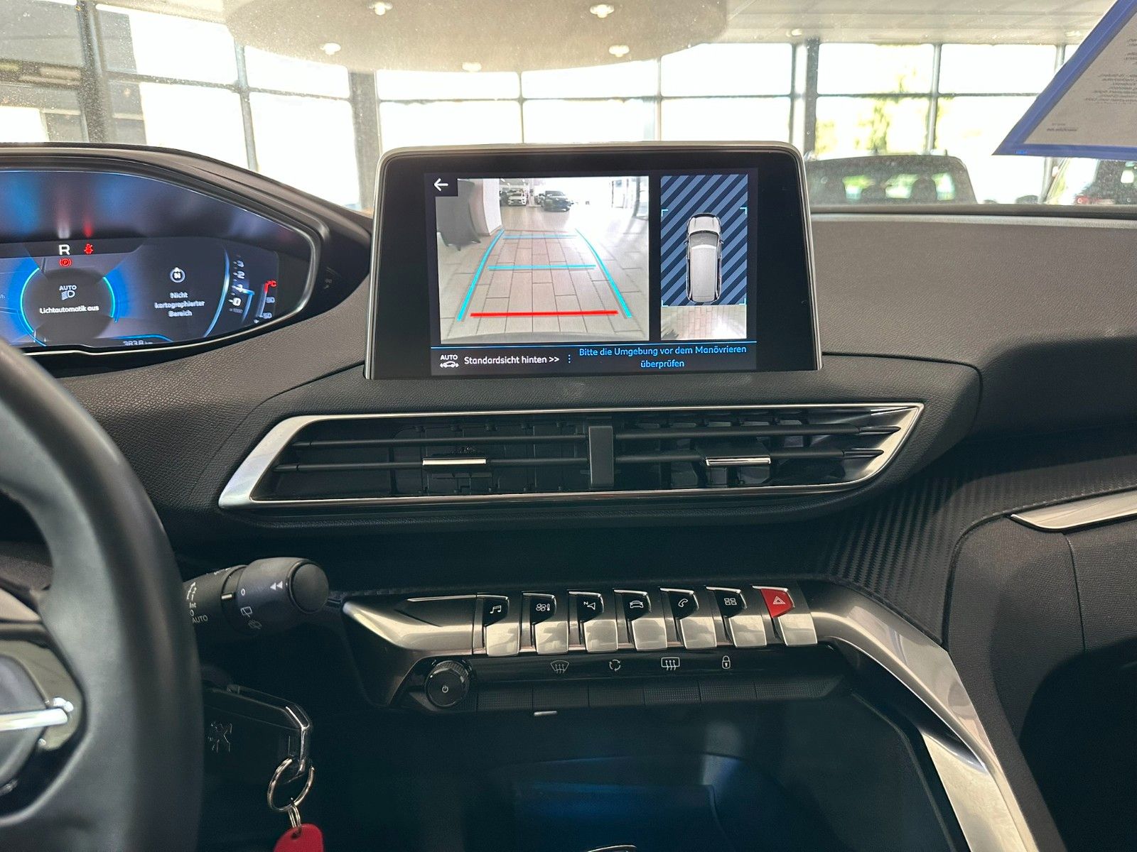 Fahrzeugabbildung Peugeot 5008 Active Busines 1.2 VIRTUAL/NAVI/PDC+CAM/LED
