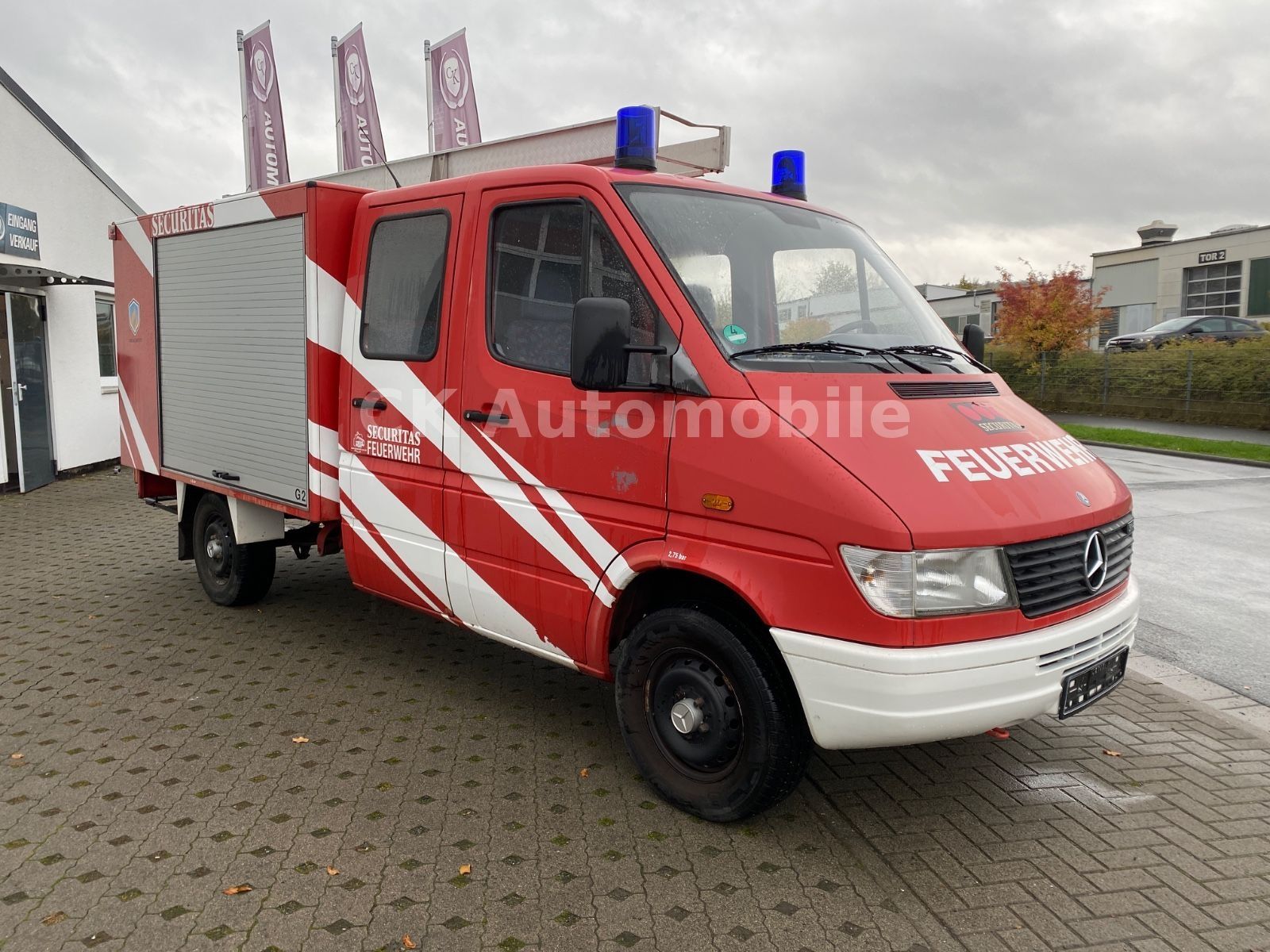 Fahrzeugabbildung Mercedes-Benz Sprinter 314 CDI Feuerwehr/5 Sitze/Sperre/2 Hand