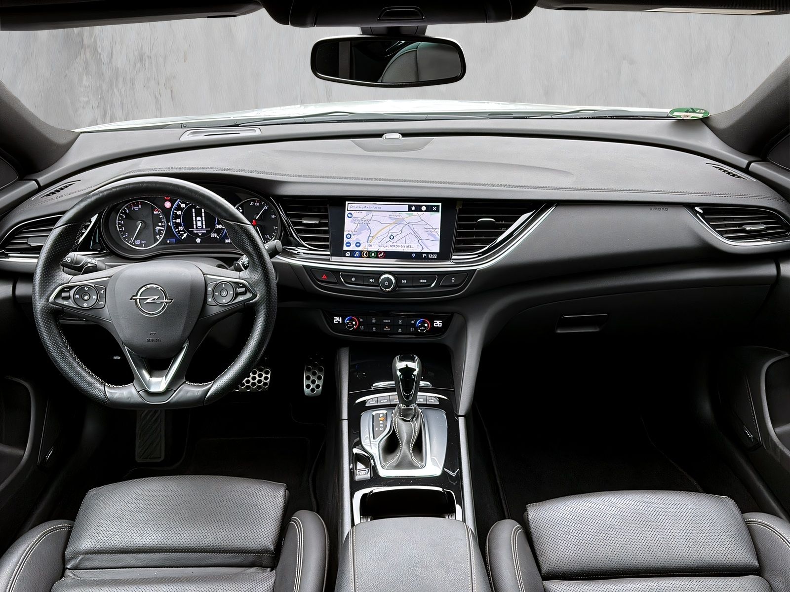 Fahrzeugabbildung Opel Insignia OPC LINE BLACK 360°INNOVATION BOSE STHZ