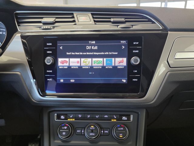 VW Touran — Foto 22