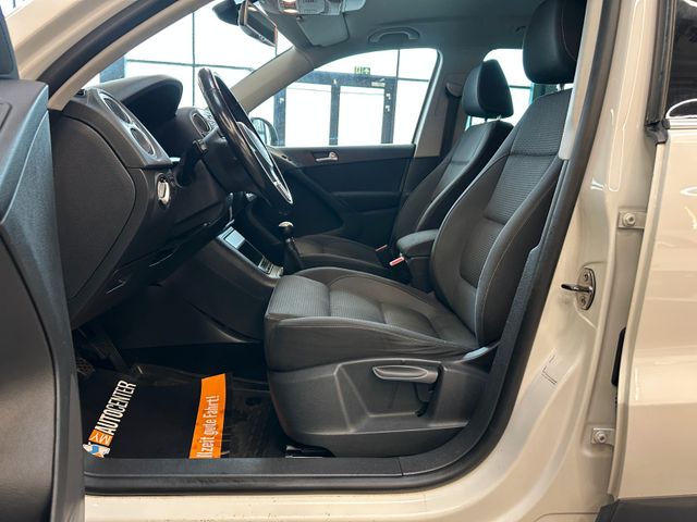 Volkswagen Tiguan Team 4Motion *2. Hand*Klima*SHZ*AHK*PDC*