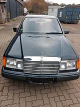 Mercedes-Benz Mercedes Benz W124 H Zulassung  Oldtimer 200E - gebrauchte Mercedes-Benz 200 aus dem Jahr 1990