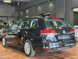 Volkswagen GOLF 1.6TDI KLIMAAUTO SITZHEIZUNG TEMPOMAT 1HAND - VW Golf Gebrauchtwagen in Bonn