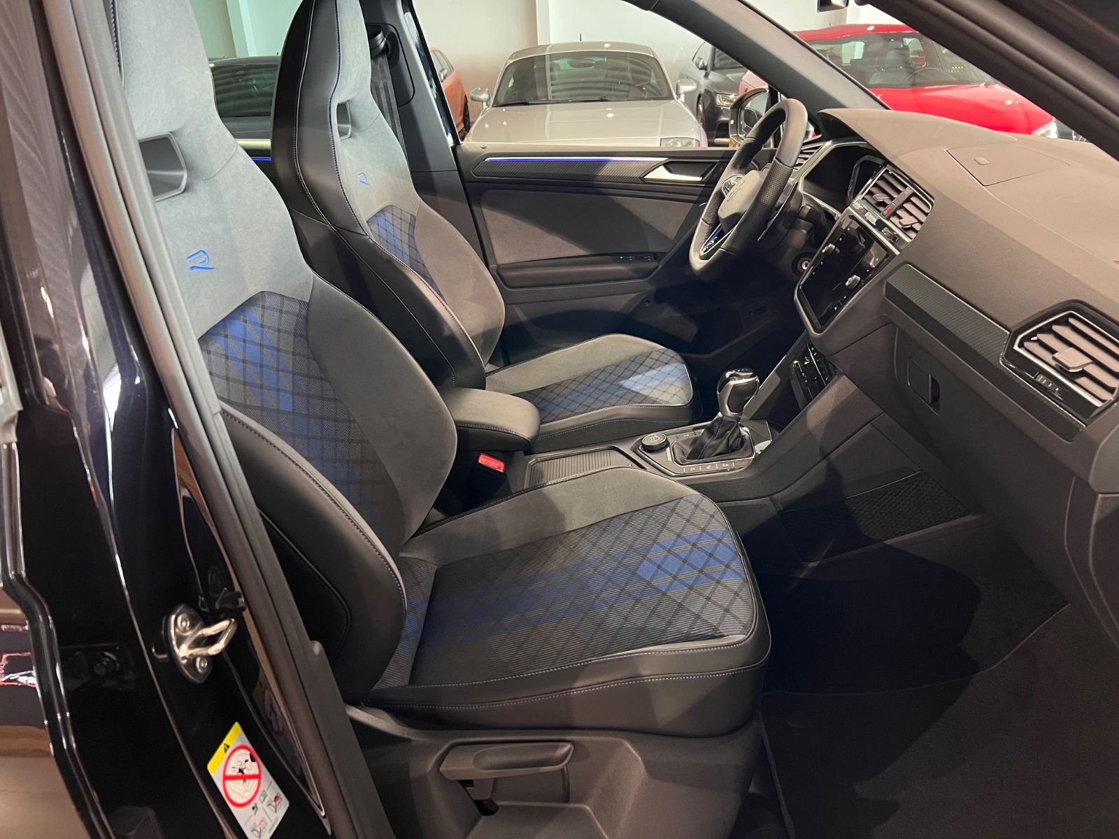 Volkswagen Tiguan 2.0TSI DSG 4MOTION R AHK SCHALEN 4xKAMERA foto 20