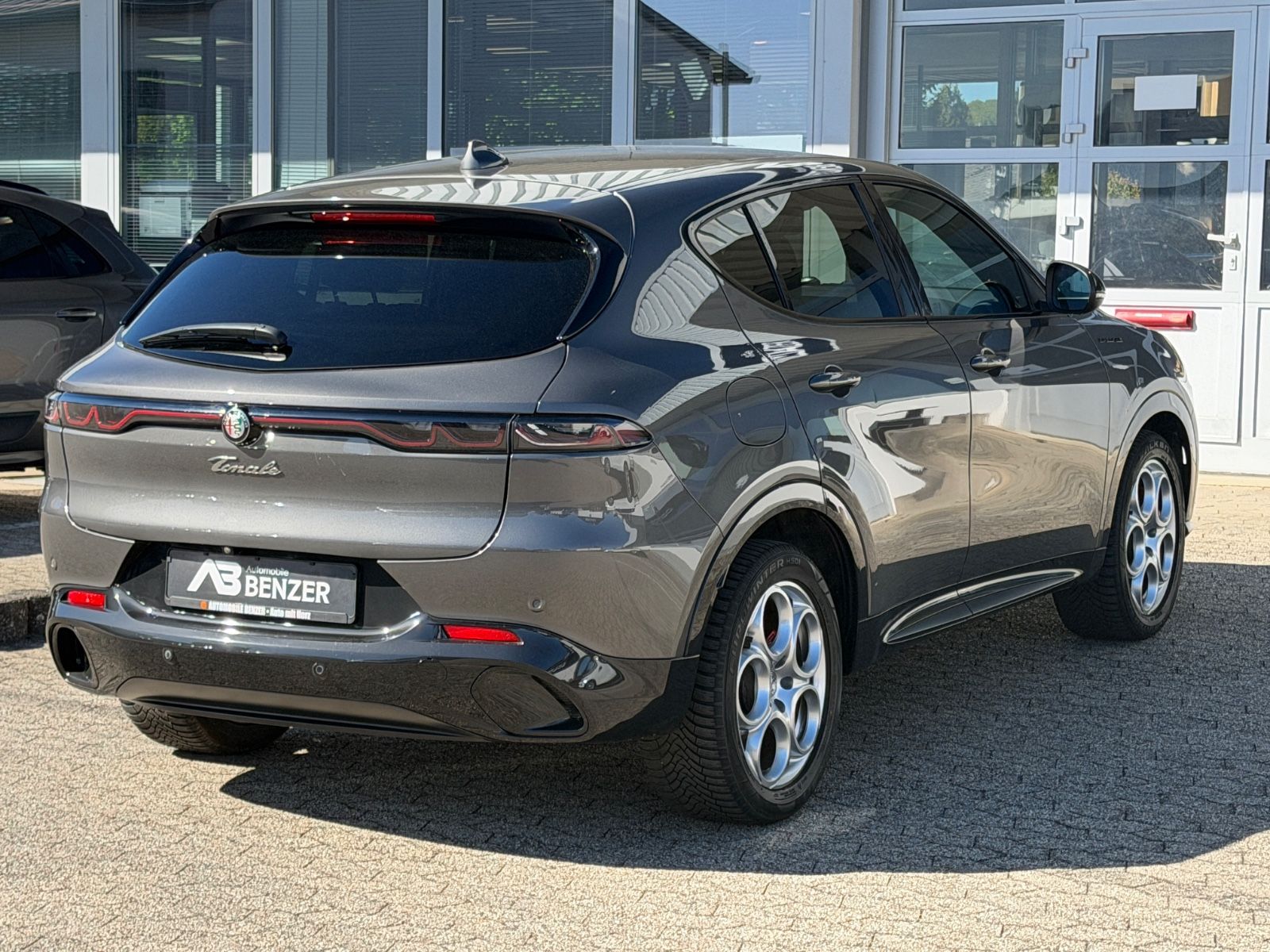 Fahrzeugabbildung Alfa Romeo Tonale Edizione Speciale/DNA/ACC/APPLE-CAR