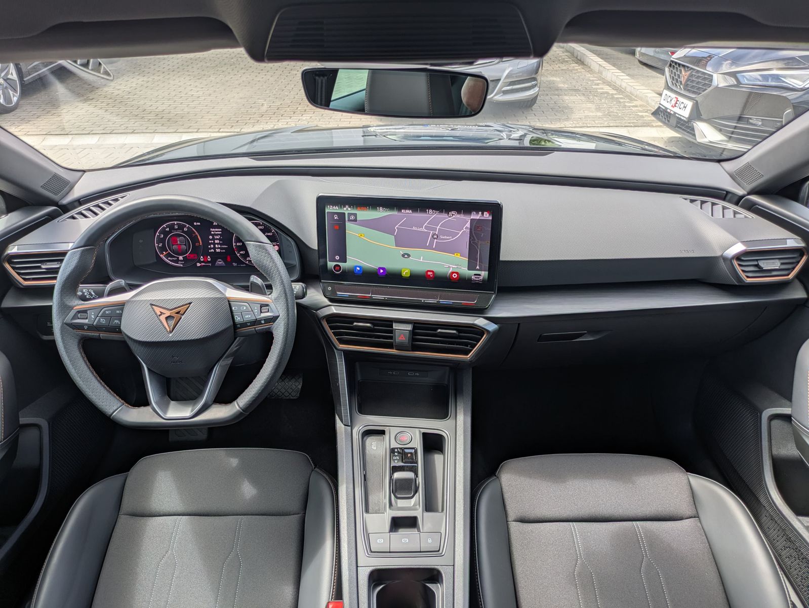 Fahrzeugabbildung CUPRA Leon 1.5 eTSI DSG MATRIX-LED*ACC*APP*KAMERA*18"