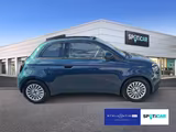 Fiat 500e C Base 42 kWh - 0,99% Finanzierung - Fiat Gebrauchtwagen in Hamburg