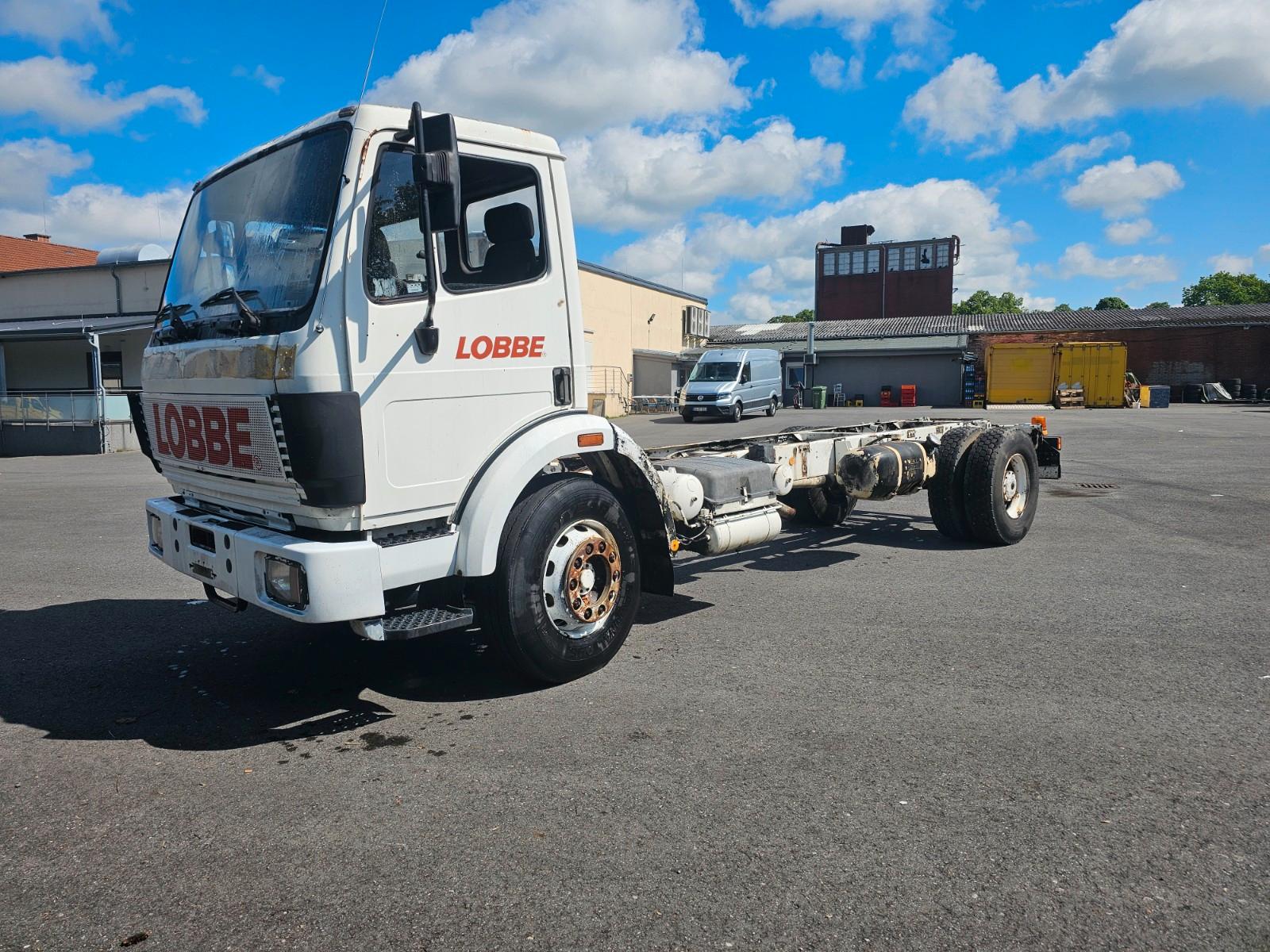 Mercedes-Benz 1820 SK 1824 1835