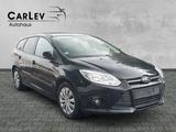 Ford Focus 92kW 2. Hand Zahnriemen neu Scheckheft PDC - Ford Gebrauchtwagen von 2013