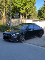 Mercedes-Benz CLA 250 Sport 4MATIC DCT Sport - Mercedes-Benz CLA-Klasse Gebrauchtwagen in Hamburg