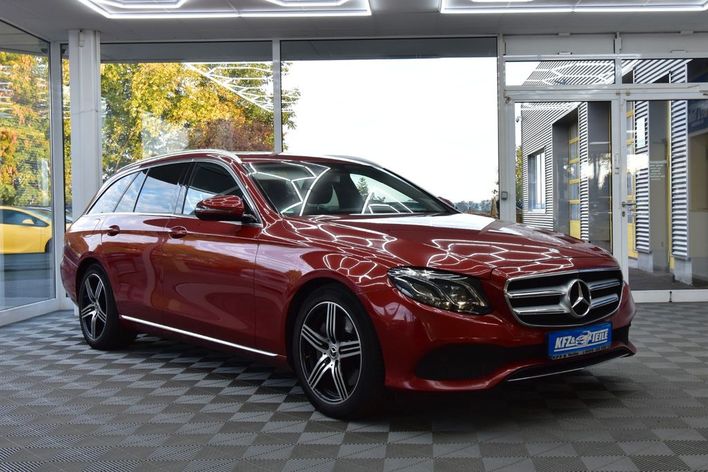 Image of Mercedes-Benz E 350