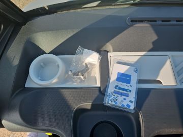 Bild 17 Opel Rocks-e GS Elektro 5 Panorama Digitales Cockpit