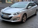 Hyundai i40 Premium - Hyundai i40: Limousine