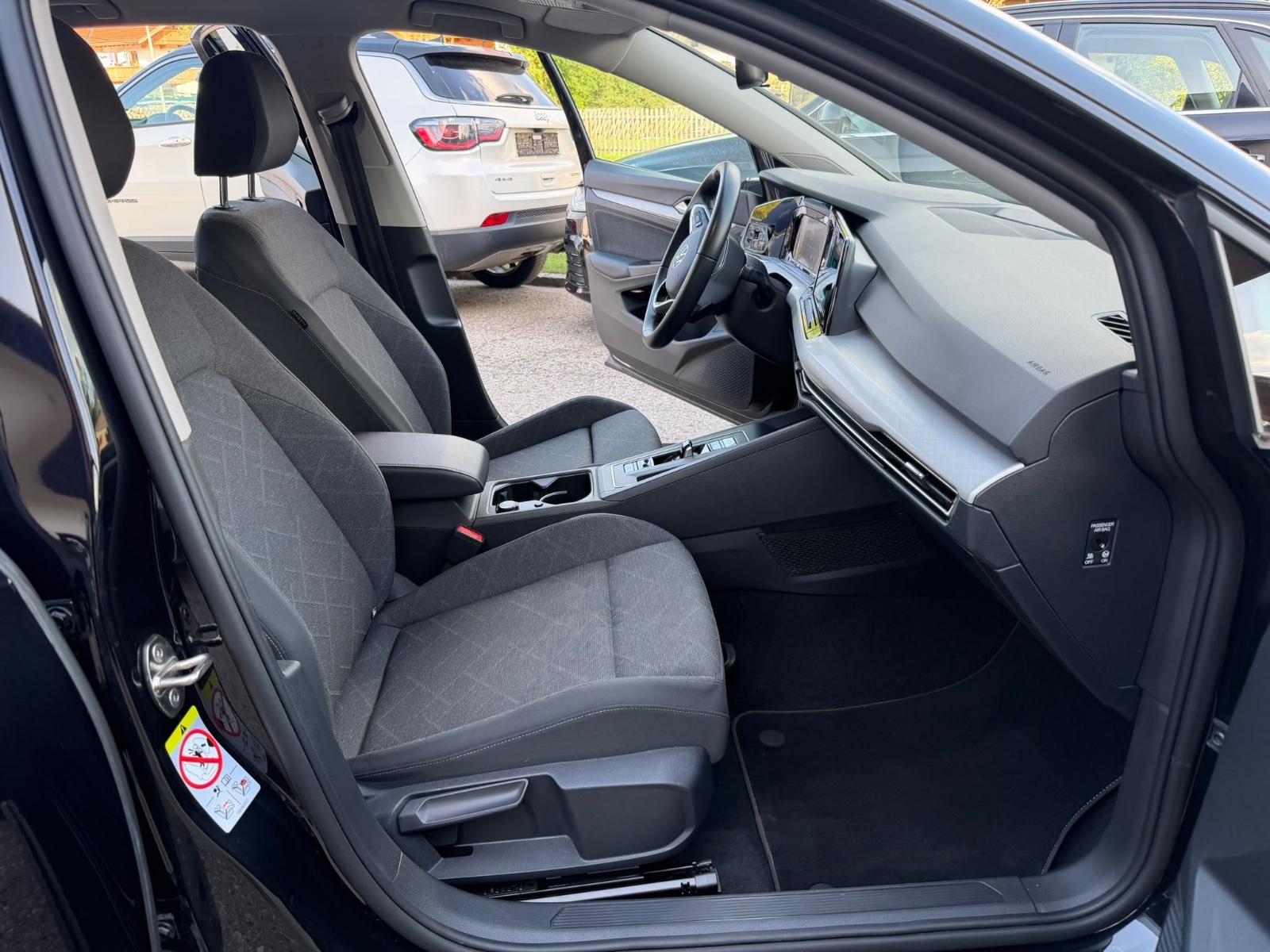 Volkswagen Golf VIII Limousine 2.0Ltr-85kW(116PS) TDI Life, миниатюра 30