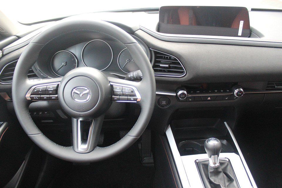 Fahrzeugabbildung Mazda CX-30 2025 M-Hybrid Homura G-140 *November-Aktio