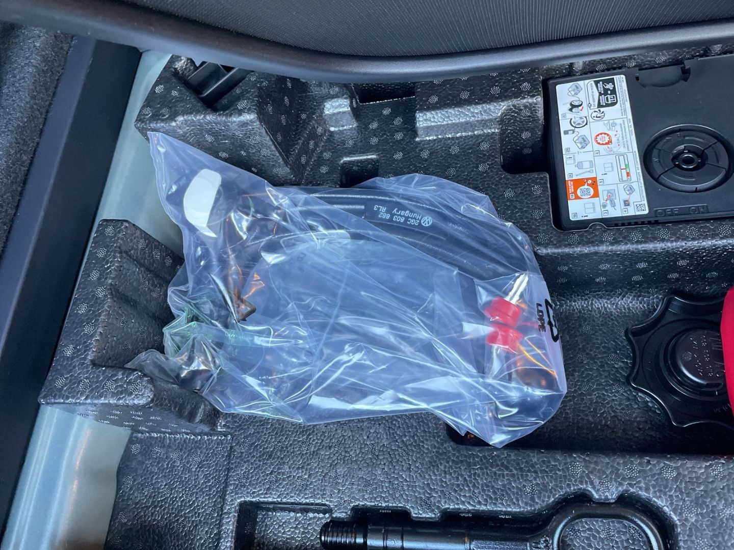 T-Roc Cabriolet R-Line 1.5 TSI DSG AHK/Kamera/Na