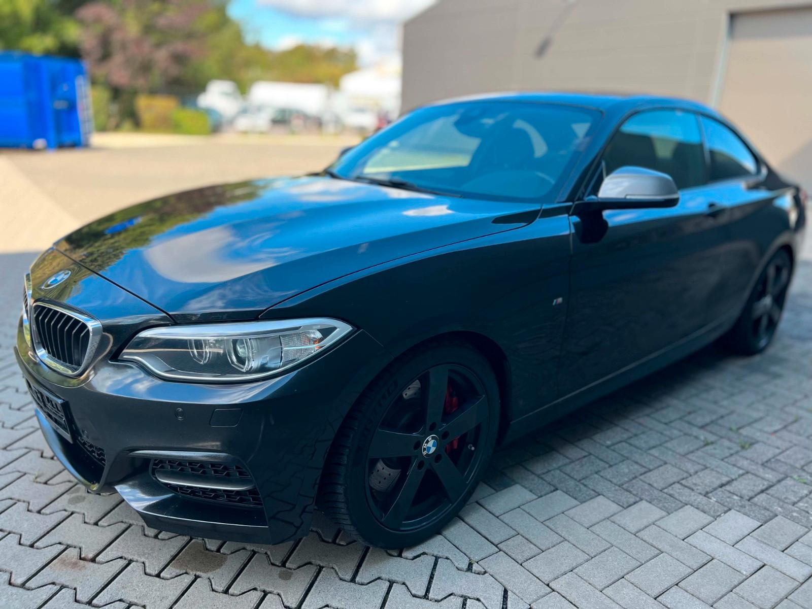 BMW M2 2 Coupe M235 i