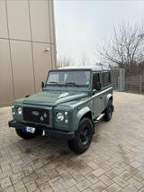 Land Rover Defender 90 TD4 SW Klima,Standhzg,,Vollausst.  - Land Rover Defender: SW