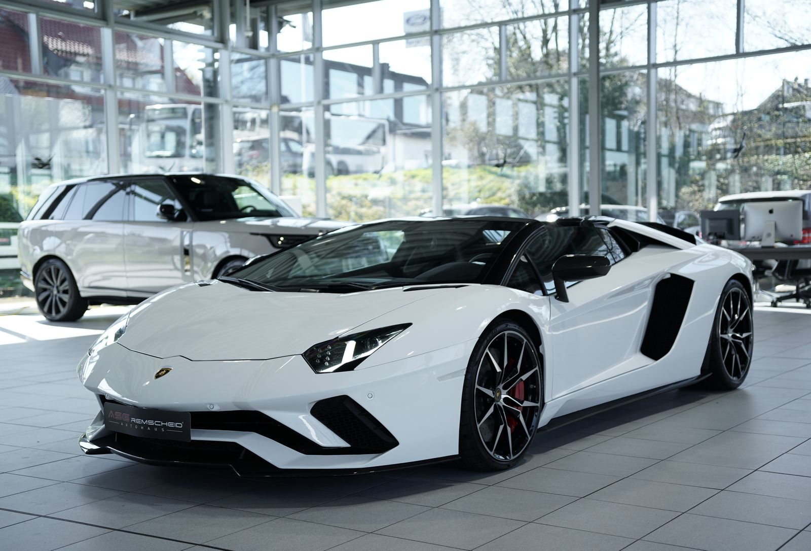 Lamborghini Aventador
