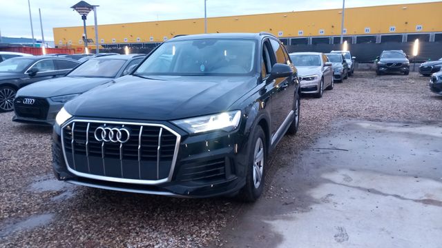 Audi Q7 45 TDI quattro Sitzplätze7 Scheckheftgepflegt