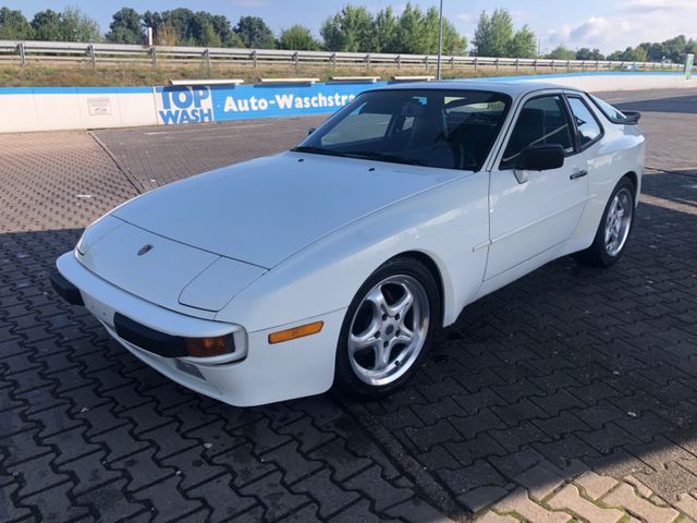 Porsche 944 II Targa ,rostfrei - Motor top