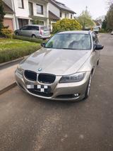 BMW 318i Touring -