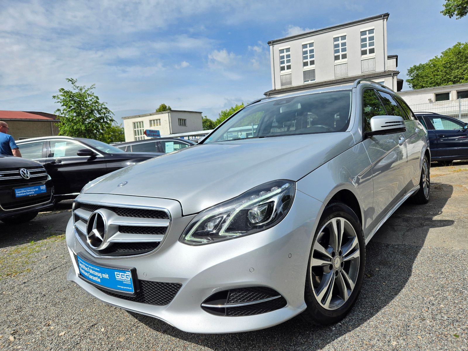 MERCEDES-BENZ E 220 T-Modell BlueTec / Avantgarde