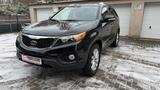Kia Sorento 2.2 CRDi 2WD Attract/Klima/AHK/Tüv Neu - Kia Sorento in Duisburg