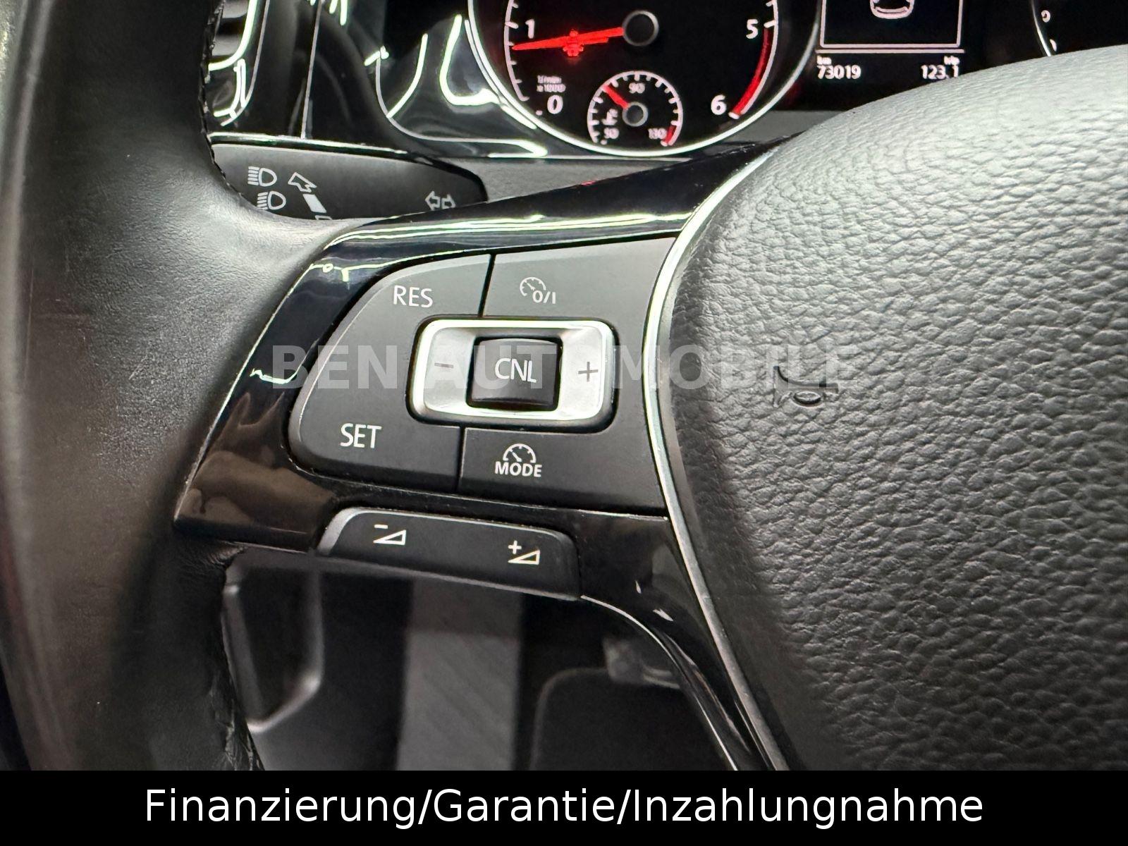 Volkswagen Golf VII Lim. 2.0 TDI Highline BMT PANO*NAVI*PDC