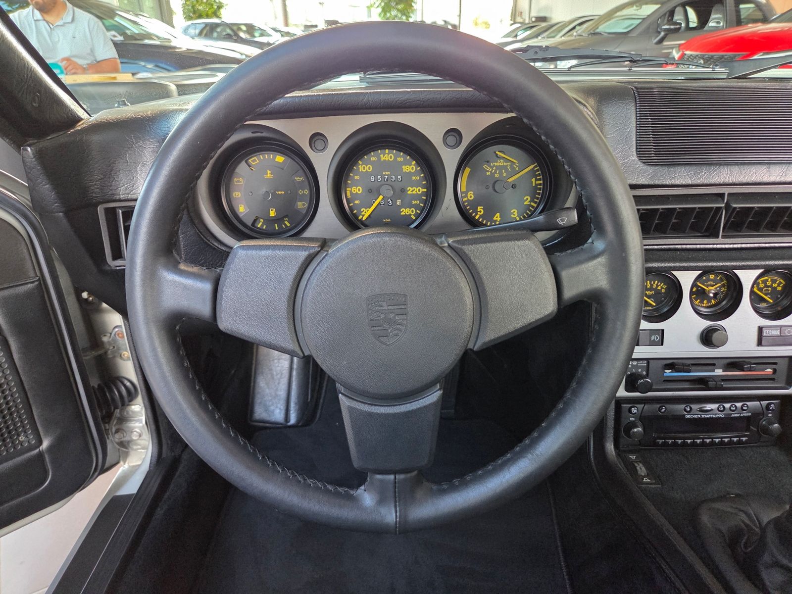 Fahrzeugabbildung Porsche 944 Basis Coupe DEUTSCHES FAHRZEUG H-KENNZEICHEN