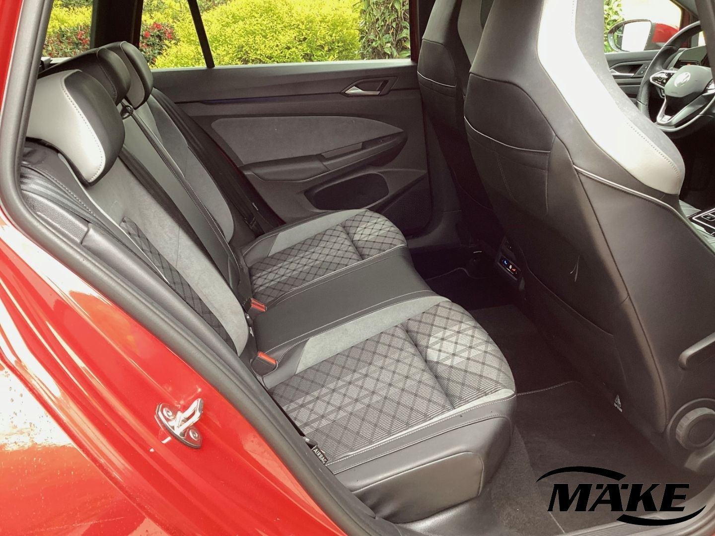 Golf Variant R-Line 2.0 TDI DSG STDHZG RFK AHK N