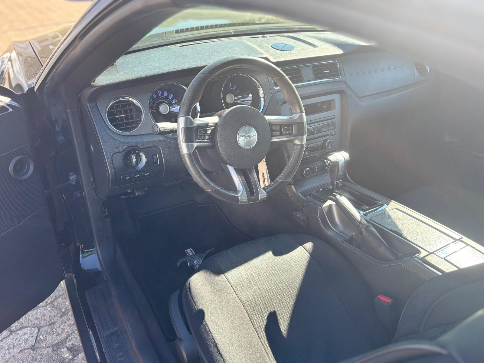 Ford Mustang*Cabrio*Automatik*TÜV NEU!!