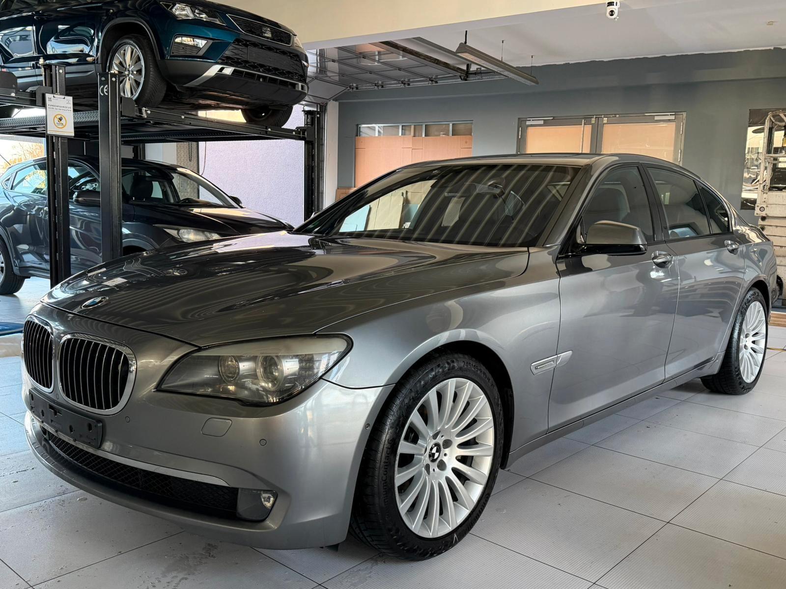BMW 750iV8"MAXIMAL VOLLAUSSTATTUNG"FULL-OPTION"