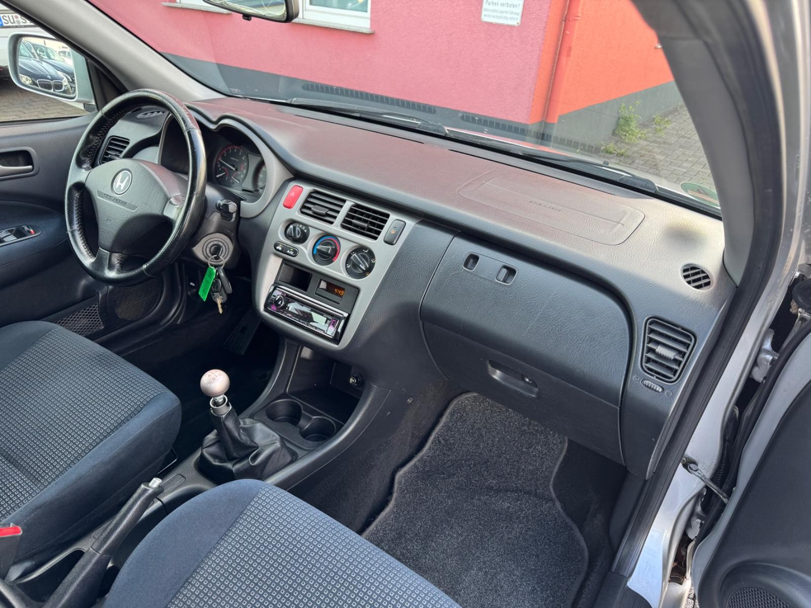 Honda HR-V 2004 — photo 9