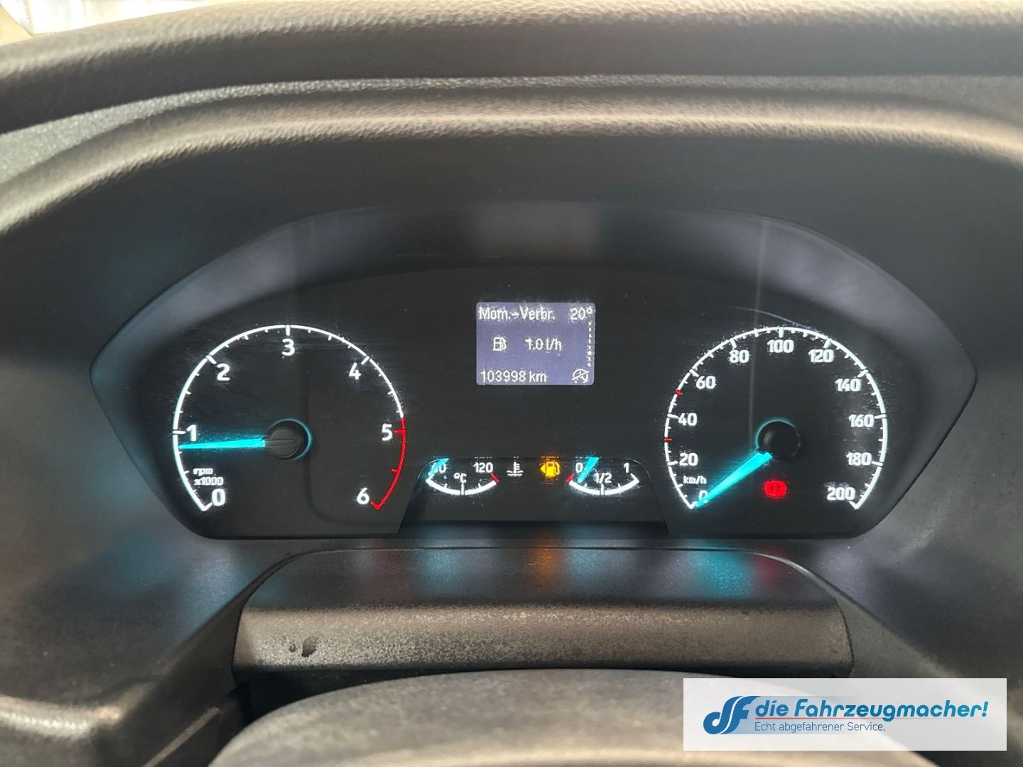 Fahrzeugabbildung Ford Transit Custom Tourneo 320 L1 Trend 2.0 TDCi EU6