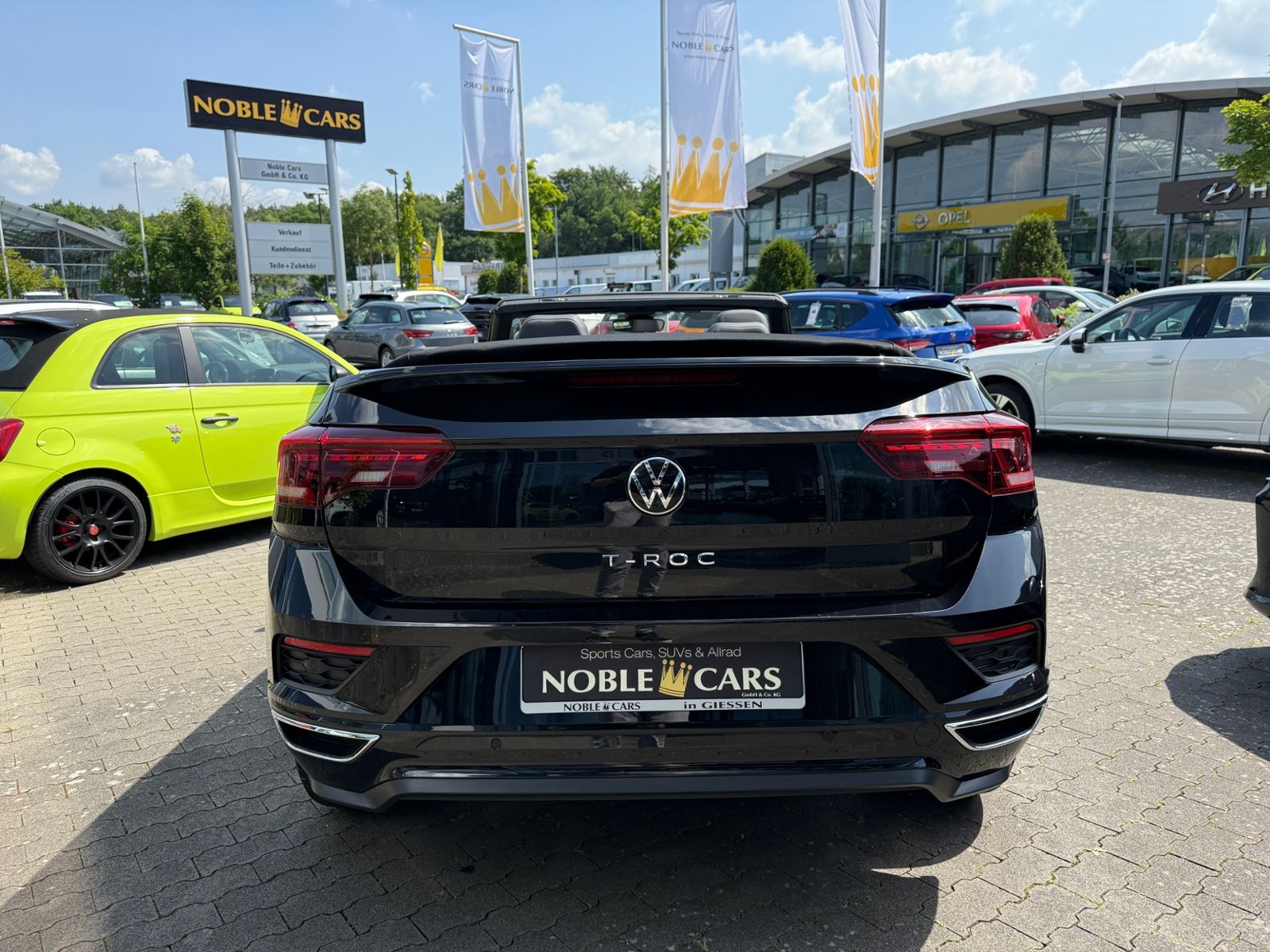 Fahrzeugabbildung Volkswagen T-Roc Cabriolet R-Line AHK LED NAVI ALU