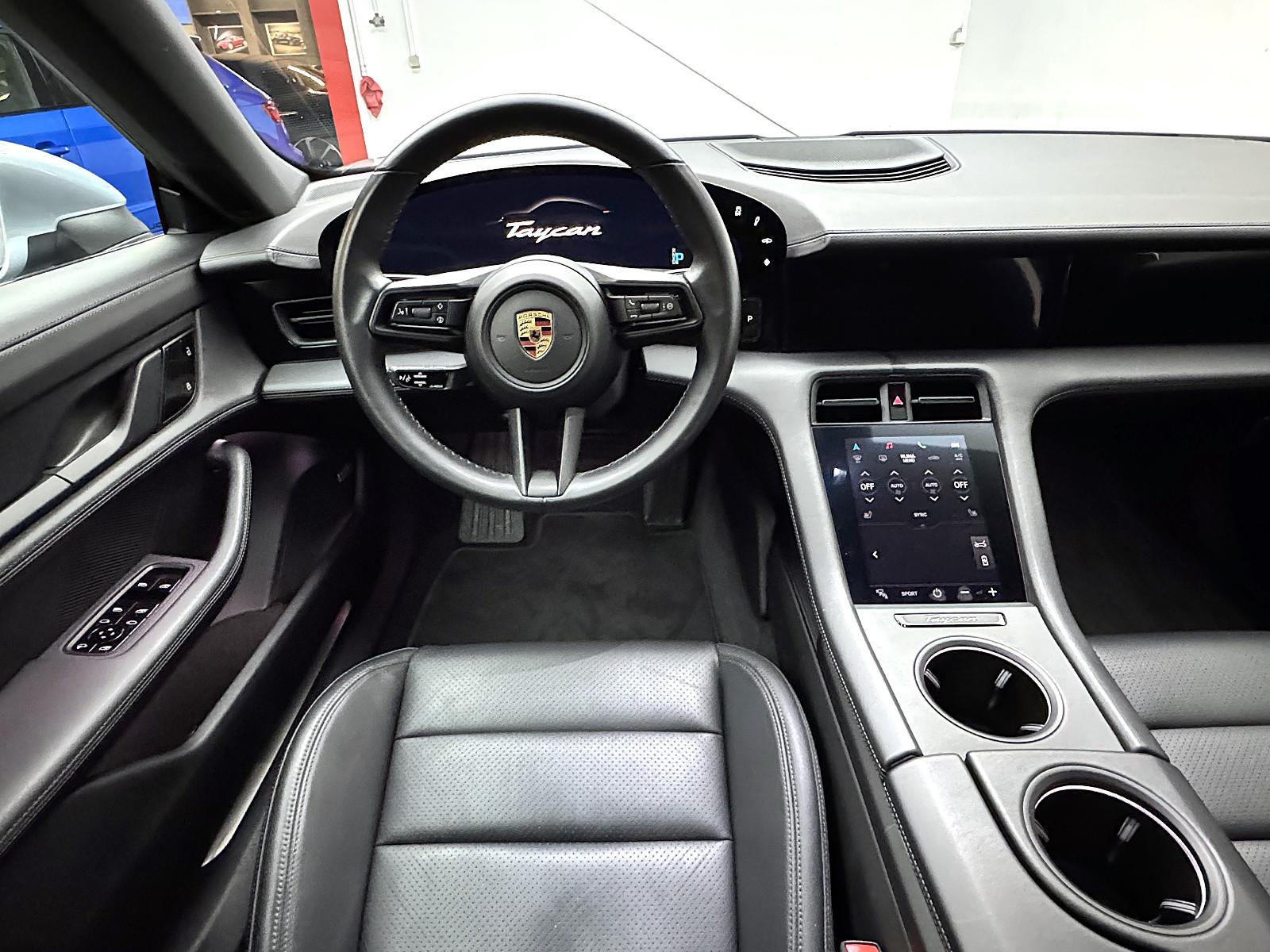 PORSCHE TAYCAN 4 S PERFORMANCE 571 CH 4X4 BVA - TOIT PANORAMIQUE - BOSE - HISTORIQUE ENTRETIEN COMPLET
