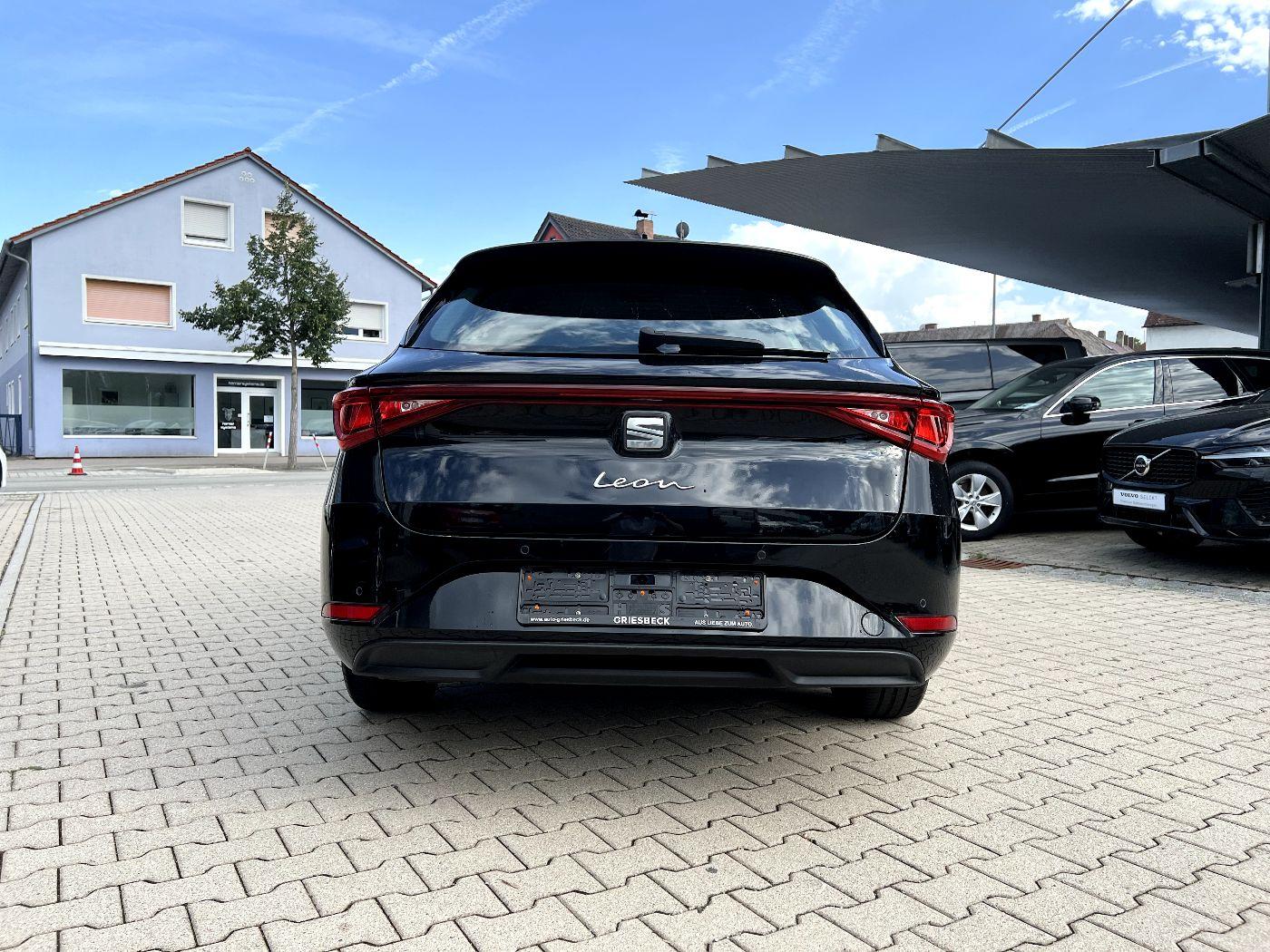 SEAT Leon Sportstourer 2.0 TDI Style *LED Navi Park*, миниатюра 3