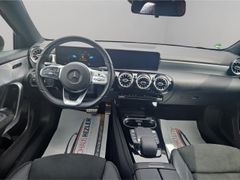 MERCEDES-BENZ A 180 AMG Edition 2020 Navi Digitales Cockpit LE