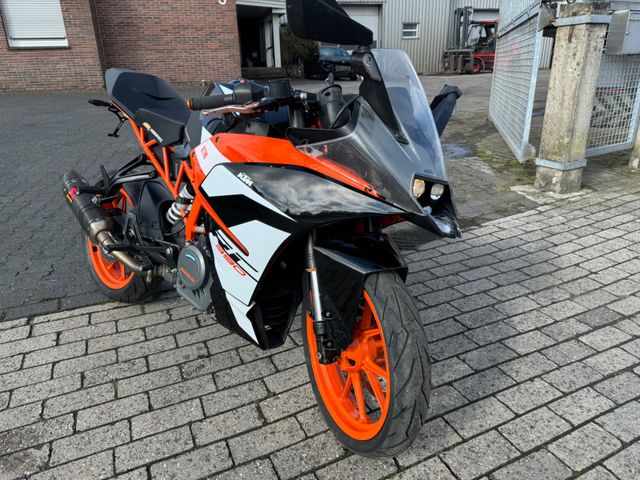 KTM RC 390 Acrapovic Unfall