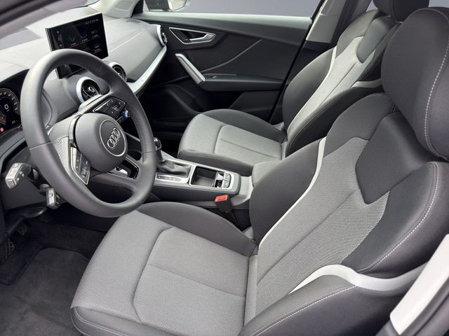 Q2 S line 35 TFSI S tronic Matrix-LED, Navigatio
