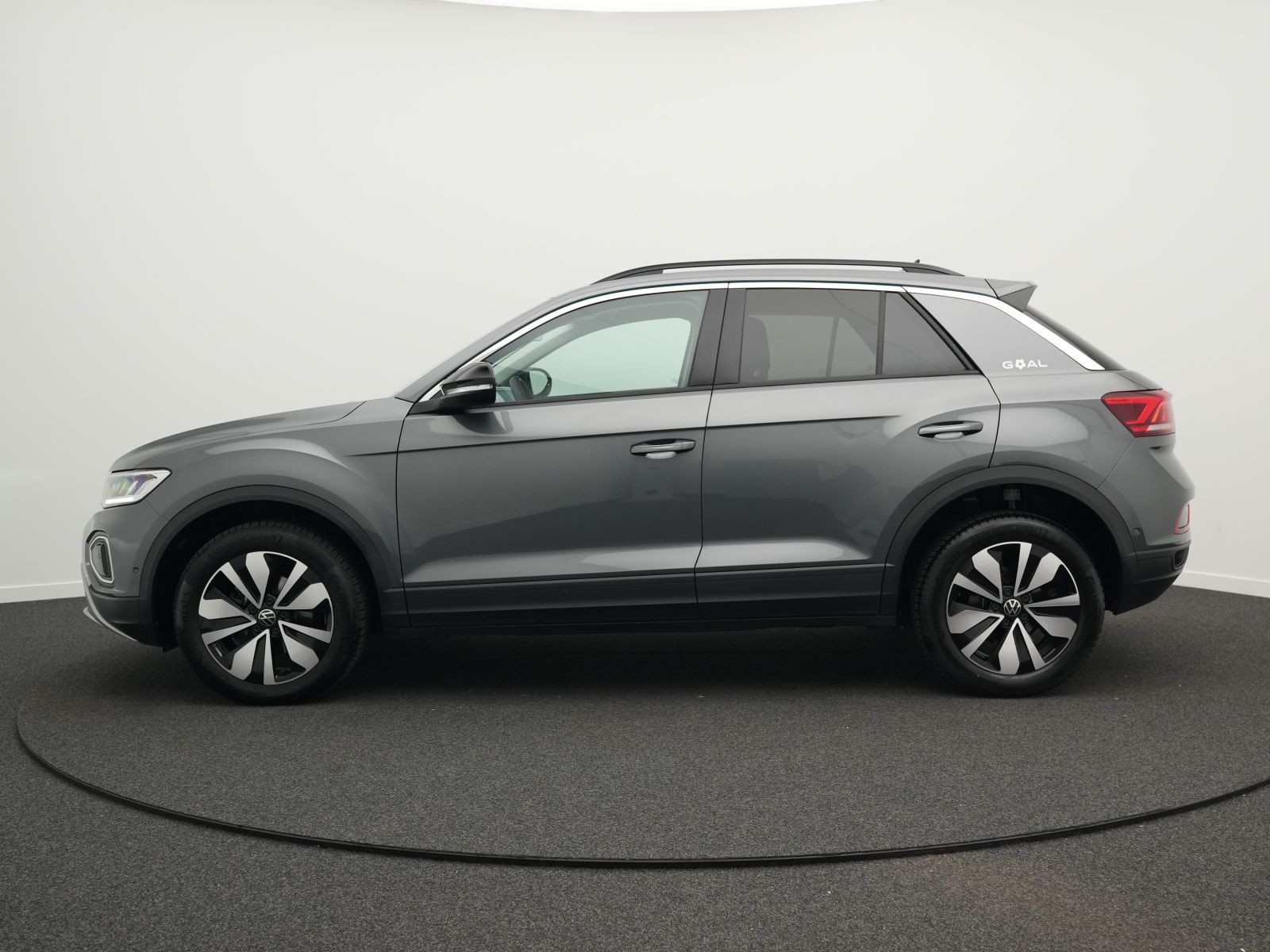 Volkswagen T-Roc - Bild 13