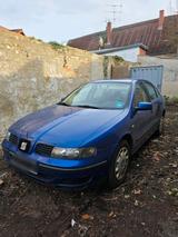 Seat Toledo 1.6 Benzin tüv  2027 - gebrauchte Seat Toledo aus dem Jahr 1999
