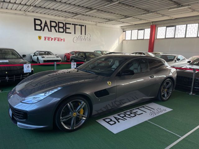 FERRARI GTC4Lusso