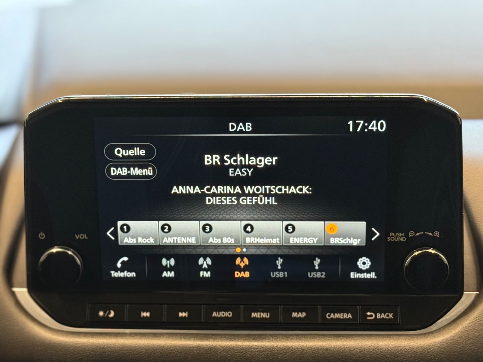 Fahrzeugabbildung Nissan Qashqai Acenta MHEV MT - Navi, Winter-Paket